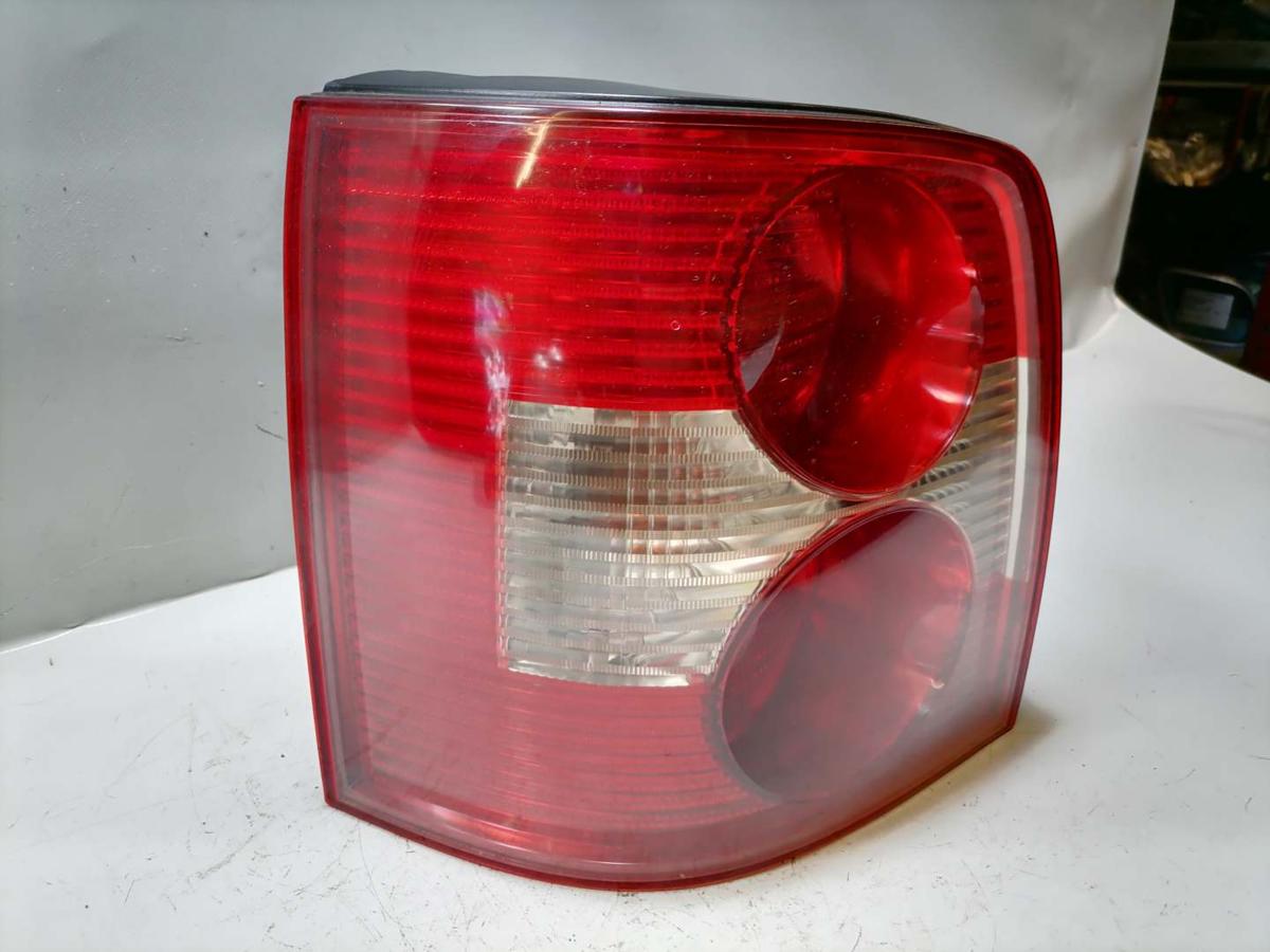 VW Passat 3BG original Rücklicht Rückleuchte Schlussleuchte links Kombi Bj.2003